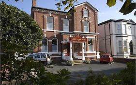 Bowden Lodge Hotel Southport